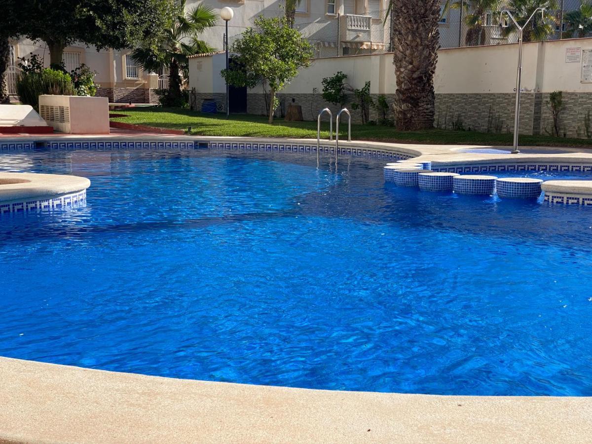 Homely Apartments Loft Torrevieja Buitenkant foto