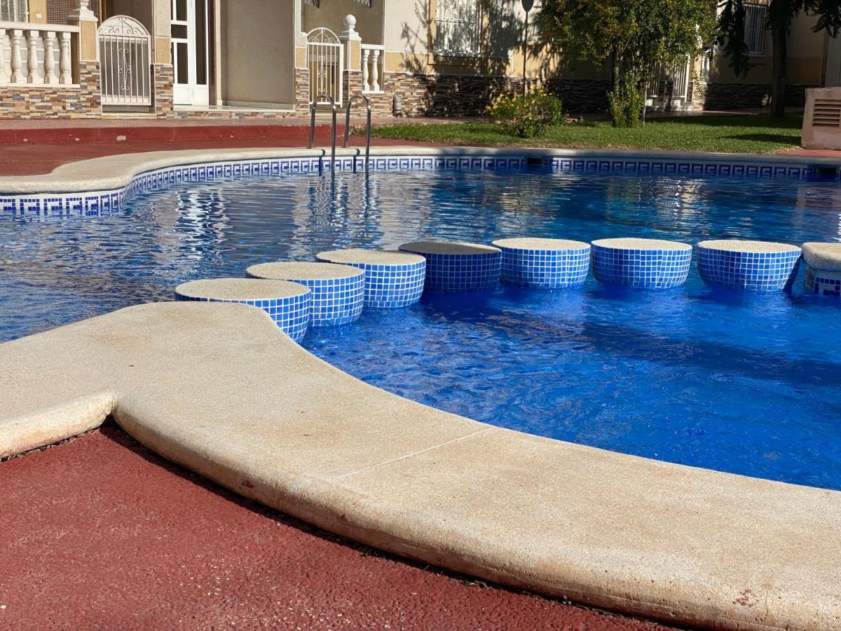 Homely Apartments Loft Torrevieja Buitenkant foto