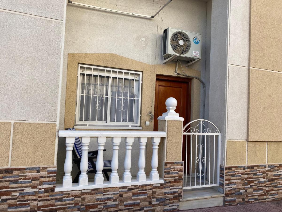 Homely Apartments Loft Torrevieja Buitenkant foto